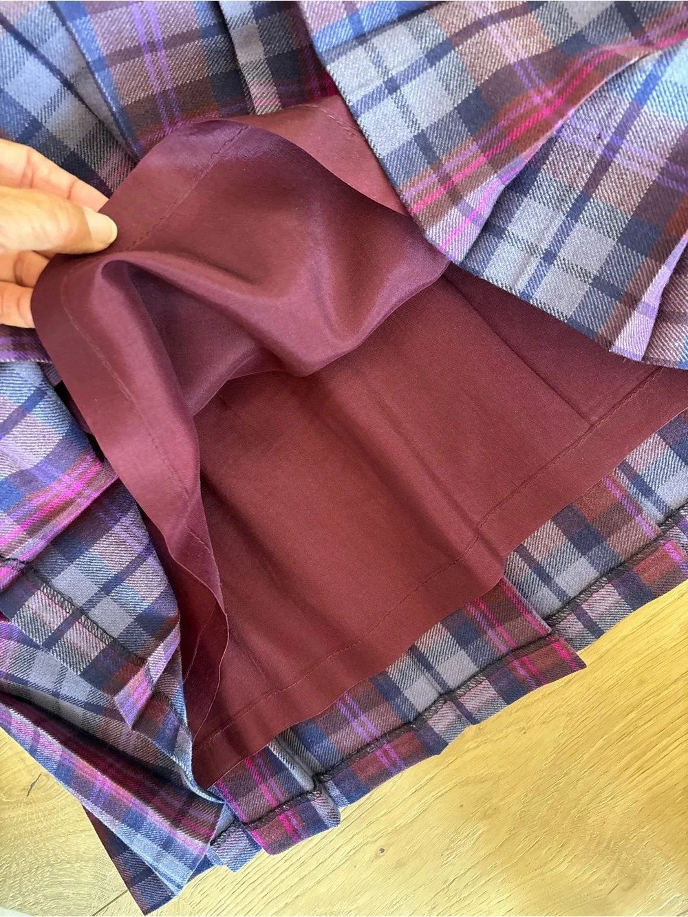 VTG Ireland 100% Wool Purple Plaid Tartan Pleated Women’s Skirt, Lined, Midi, 28